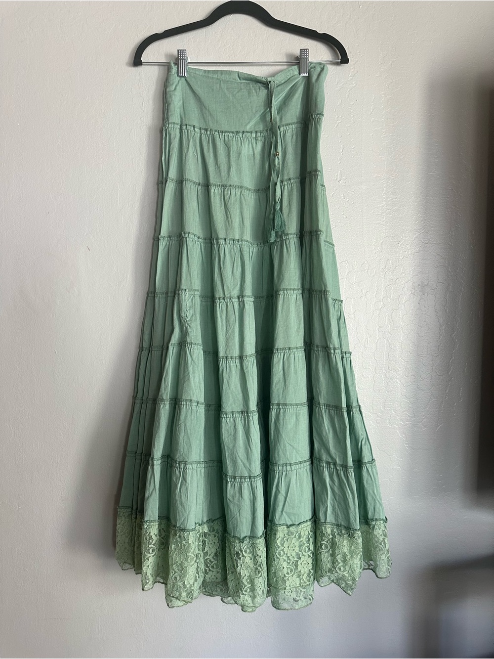 Light Green Tiered Maxi Skirt with Lace Hem